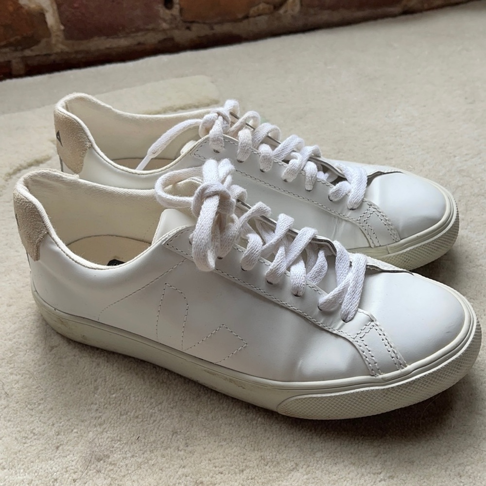 Veja Esplar Low white sneakers size 36